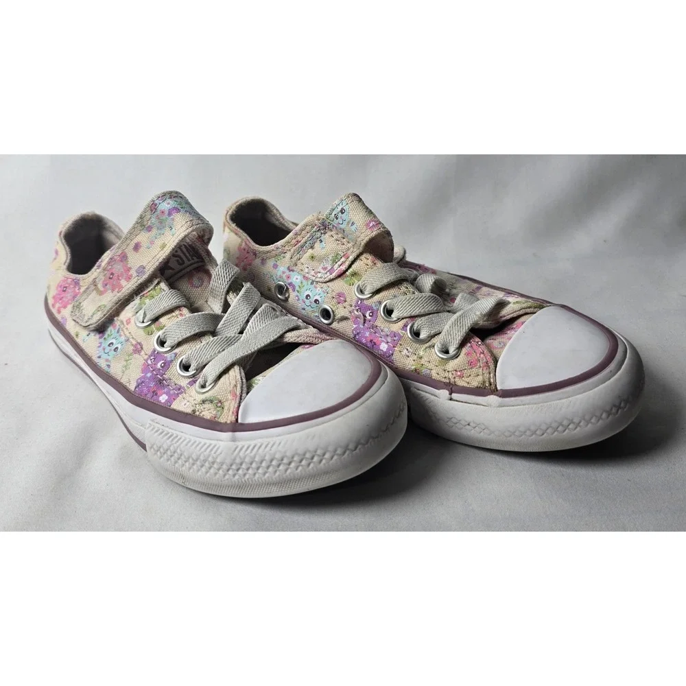 Converse All Star Girl Low Top Girl Sneakers W/ Cats Size US‎ 11